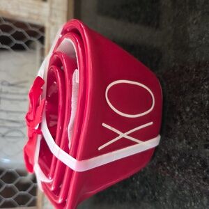 Rae Dunn valentines XO measuring cups.  New with tags